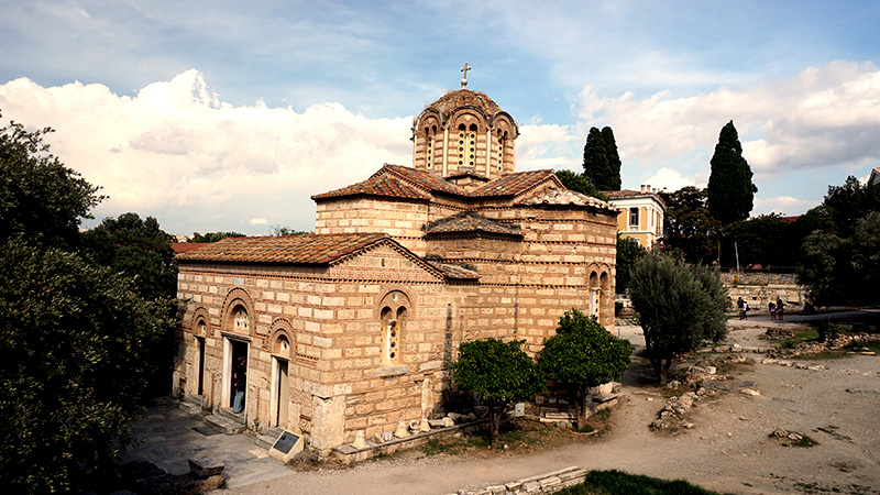 Die Apostelkirche auf der griechischen Agora in Athen