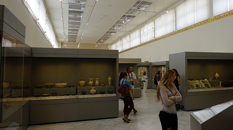 Ausstellungssaal mit Funden aus Mykene