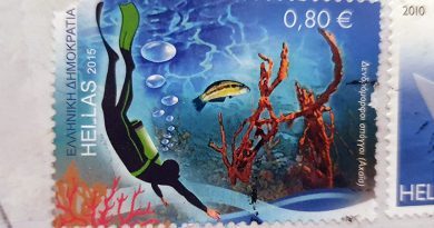 Briefmarke Sporttauchen (2015): Meeresschwämme bei Achaia