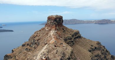 Skaros Rock