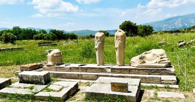 Kopie der Genelos-Gruppe im Heraion auf Samos