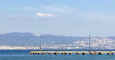 Steg ins Meer bei Agia Triada