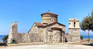 Kirche Muttergottes in Koronisia