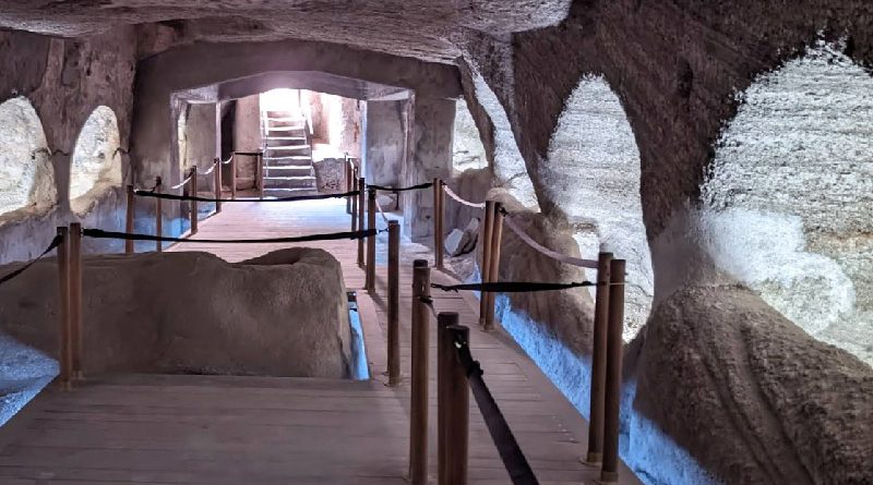 Katakomben von Milos