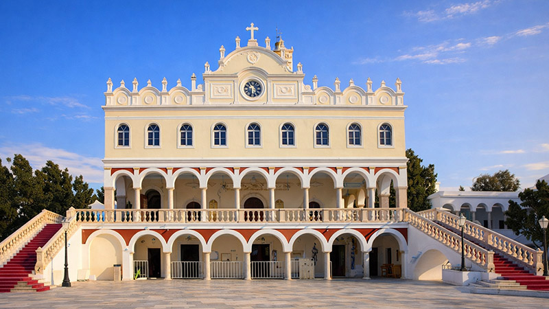 Kirche Panagia Evangelistria auf Tinos Kirche Panagia Evangelistria auf Tinos
