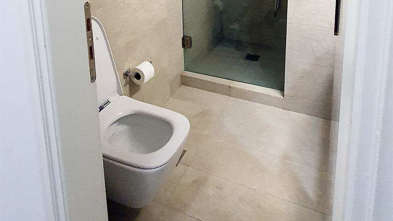Toilette in einer Wohnung Toilette in einer Wohnung